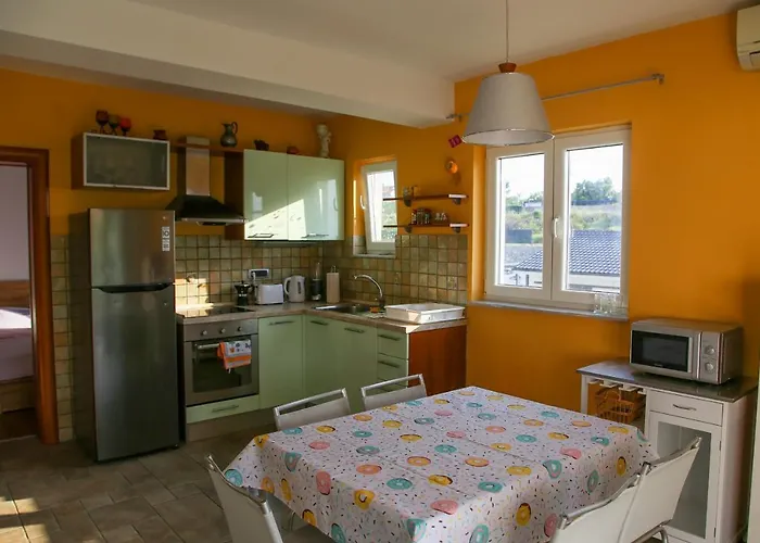 Apartment G&s Jadranovo